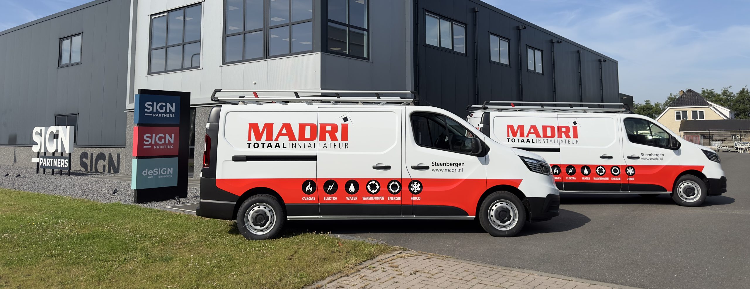 Busbelettering
