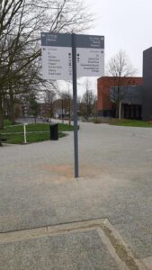 Breda University - bewegwijzering